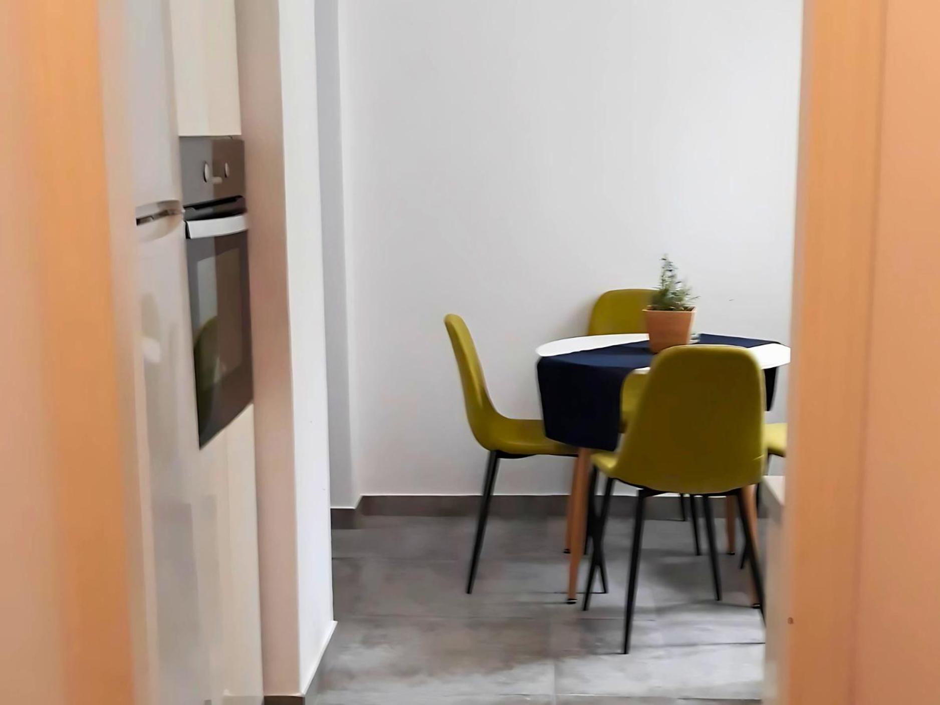 Cozy Apartment For 4 In Kolonaki, Lycabettus Athen Exterior foto